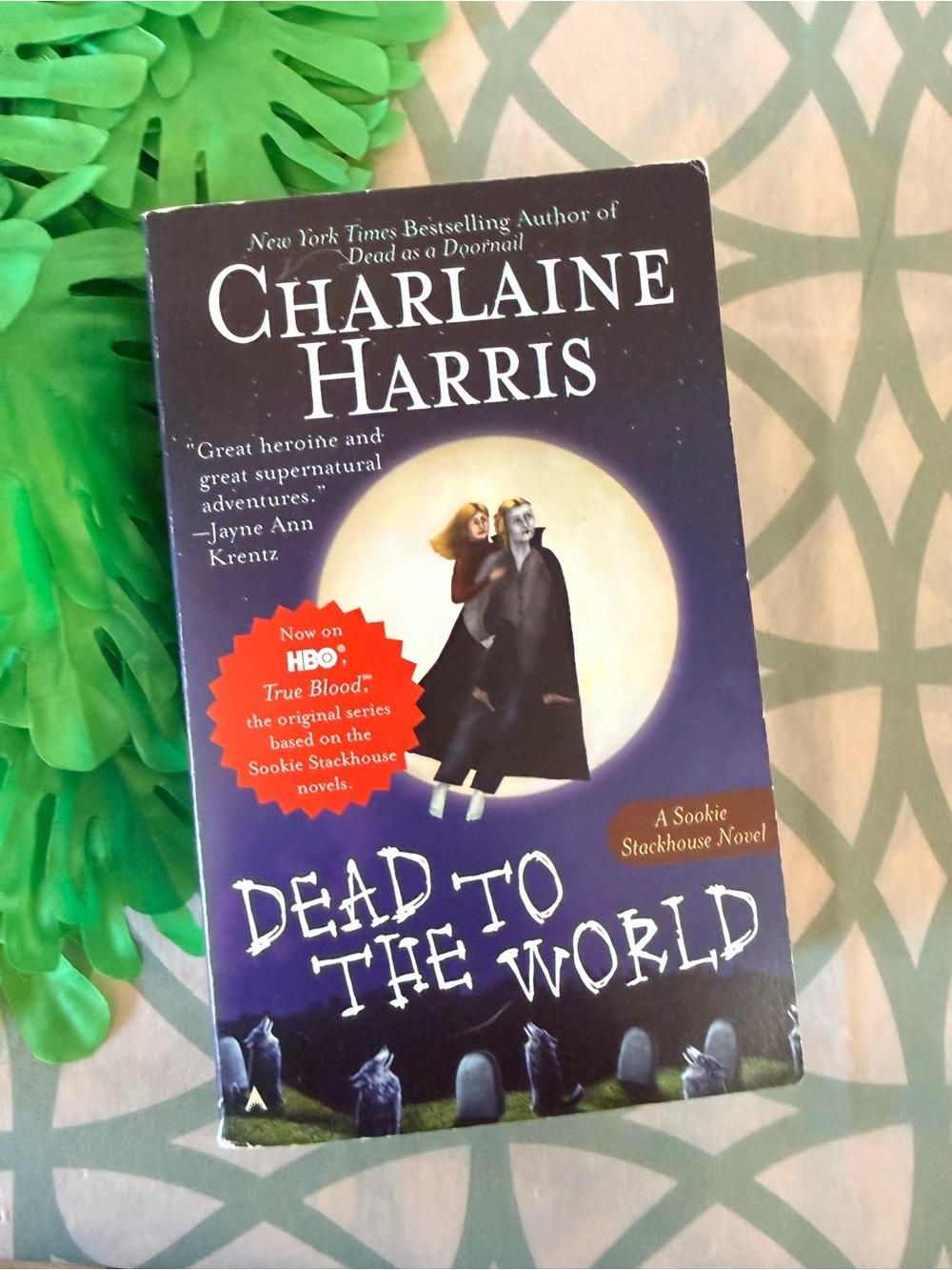 10/$25 •  Dead to the World by Charlaine Harris - A Sookie Stockhouse Novel